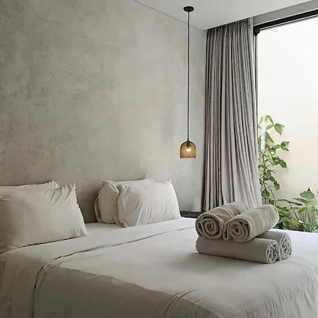 Hanupis Canggu Apartment Villa